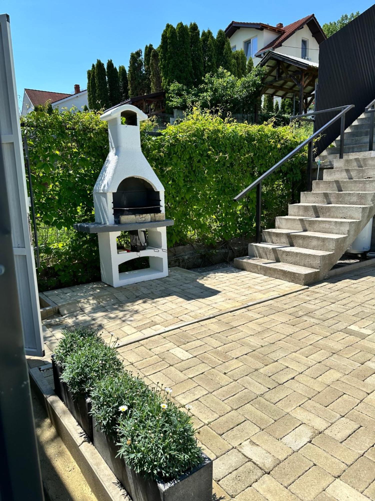Casa Nube Hotel Orşova Buitenkant foto